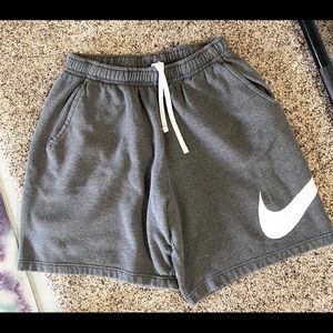 Nike sweat shorts SZ Lg